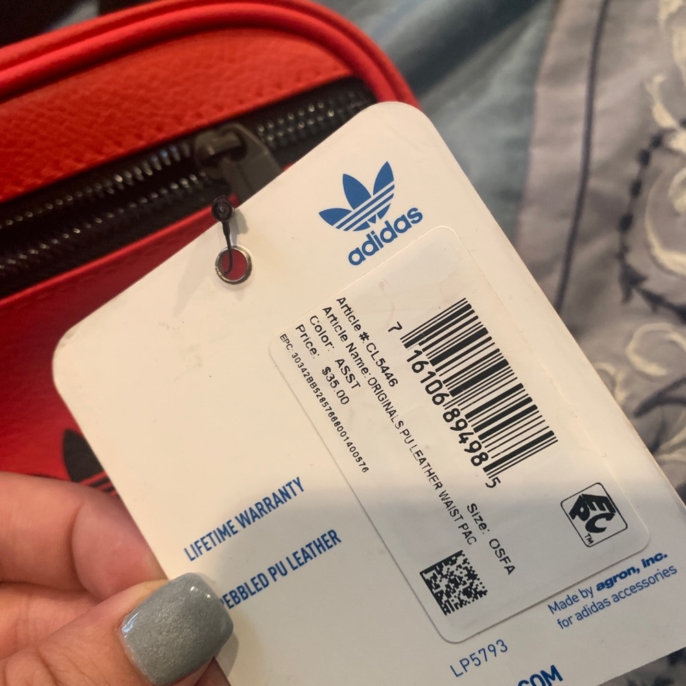 Adidas - Picture 4 of 5